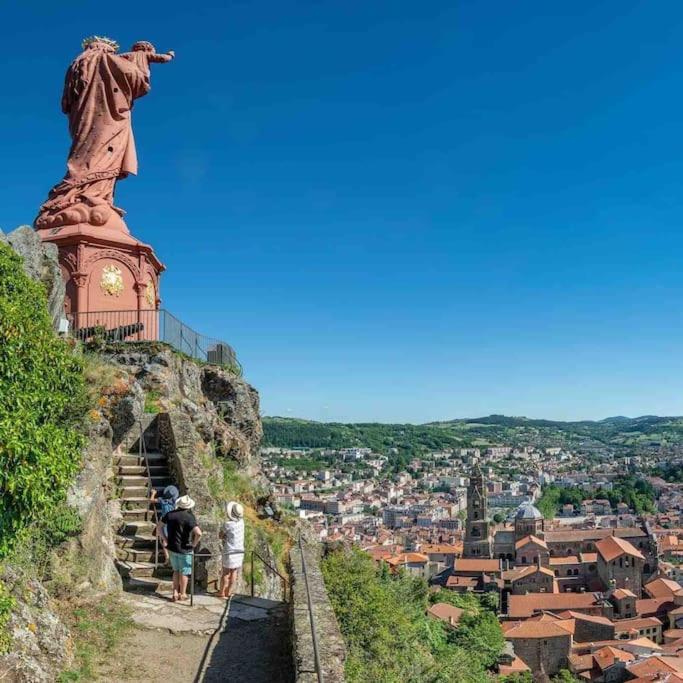 Maison Atypique - Centre Historique - Puy En Velay Le Puy-en-Velay Bagian luar foto